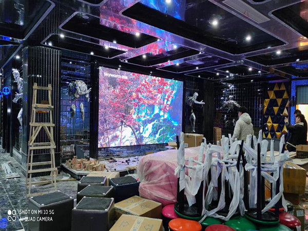 申扎室内P2.5全彩显示屏